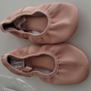 Ballet shoes